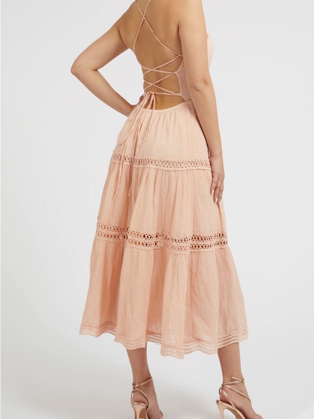 Guess Salmon Lace-Up back less design Maxi day dress design and a tiered skirt. - Picture 3 of 7